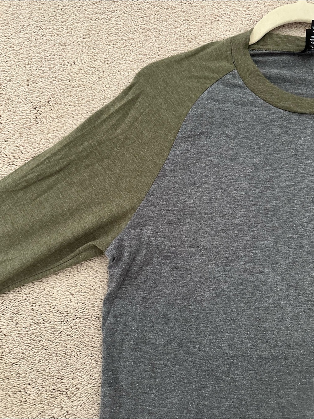 Men’s Raglan 3/4 Sleeve Baseball Tee Shirt - Olive & Grey - Twenty Twenty Co. - Picture 8 of 10